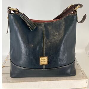 DOONEY & BOURKE LARGE NAVY PEBBLED LEATHER SHOULDER BAG